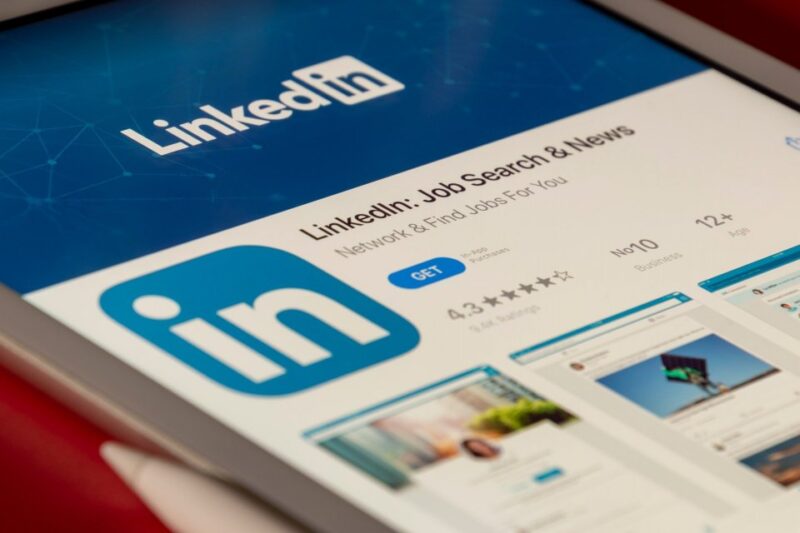 GLI STRUMENTI FREE PER LINKEDIN