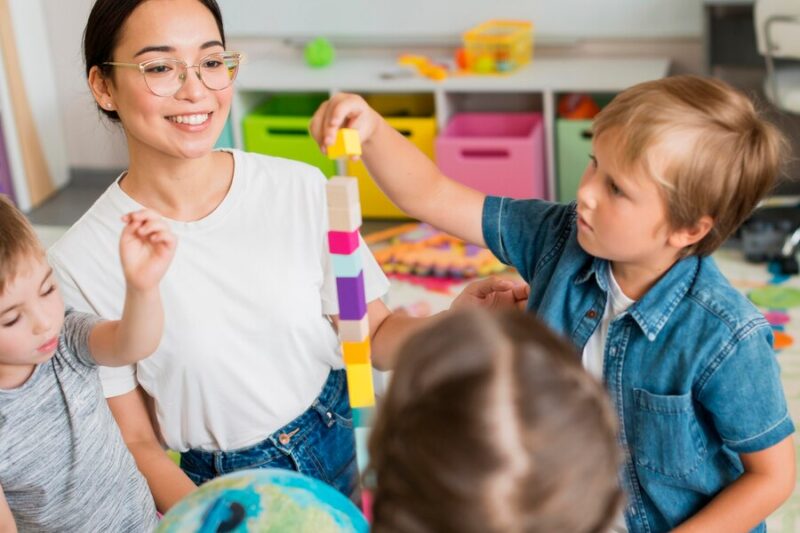 OPI - OPERATORE PER L'INFANZIA