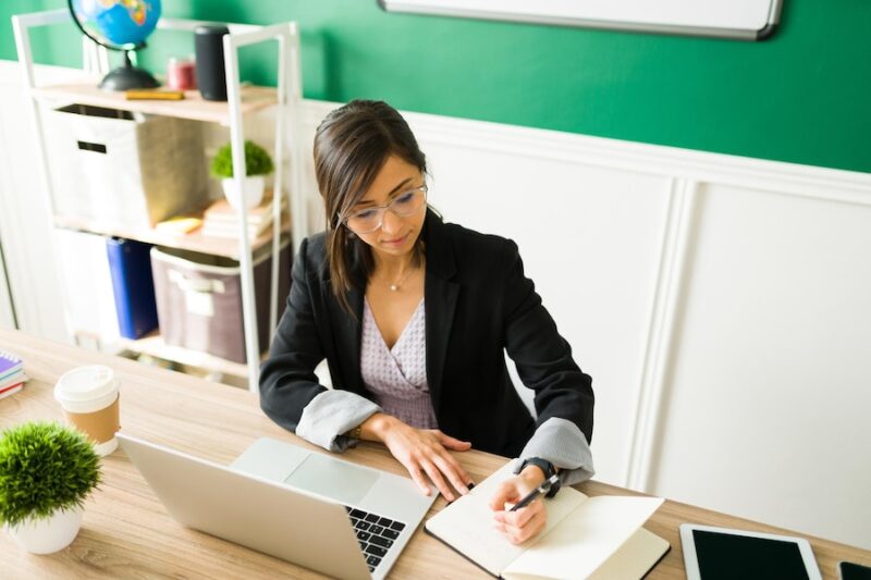 CORSO DIGITALE PER COLLABORATORE SCOLASTICO